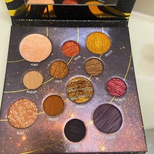 DITO Venus Eyeshadow Palette Limited Edition